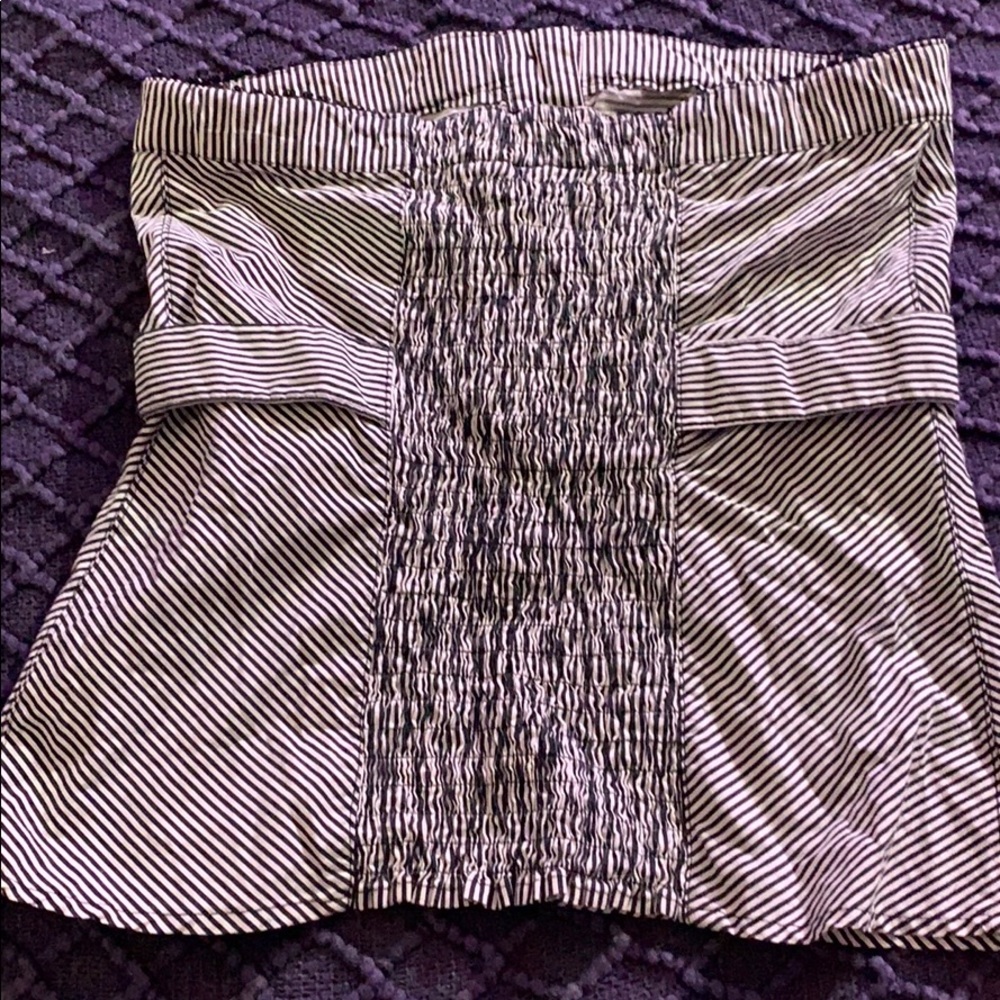 Classy type top - Picture 3 of 3